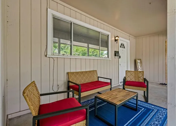 Holiday home Charming 2bd Tcu Walkable