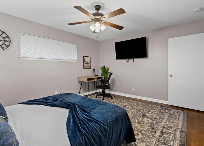 Charming 2bd Tcu Walkable Holiday home