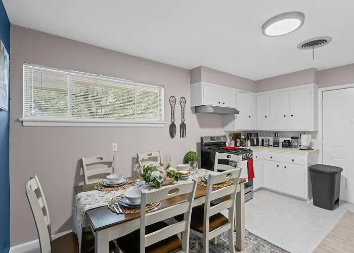 Charming 2bd Tcu Walkable Holiday home