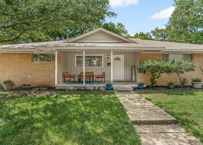 Charming 2bd Tcu Walkable Holiday home Fort Worth